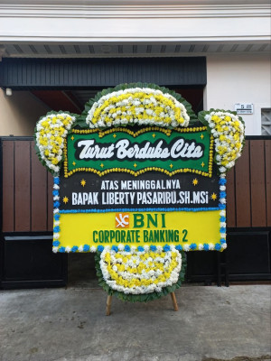 Papan Bunga Duka di Karangtempel